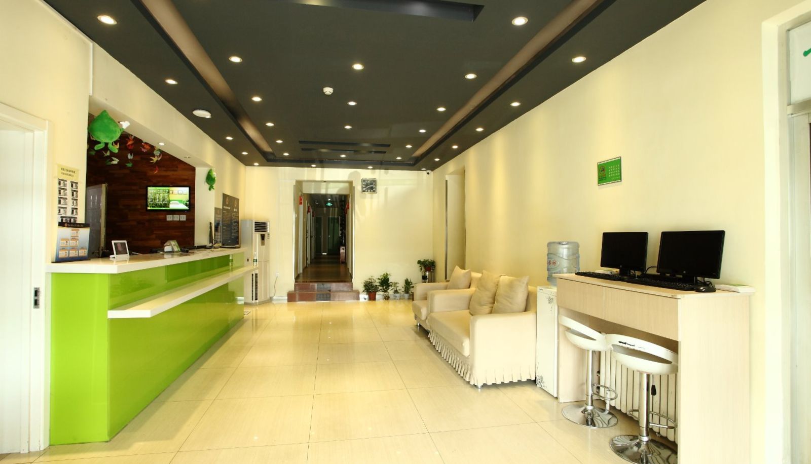 Réception - Hi Inn Beijing South Railway Station North Square (Domestic Only)
