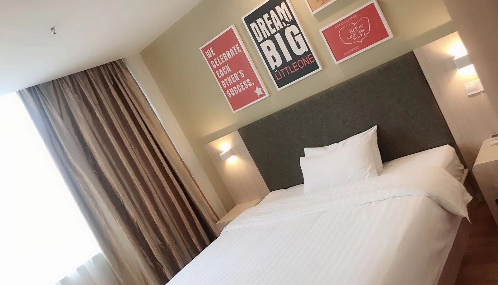 Suite - Hanting Wuxi Taihu Scenic Area (Domestic Only)
