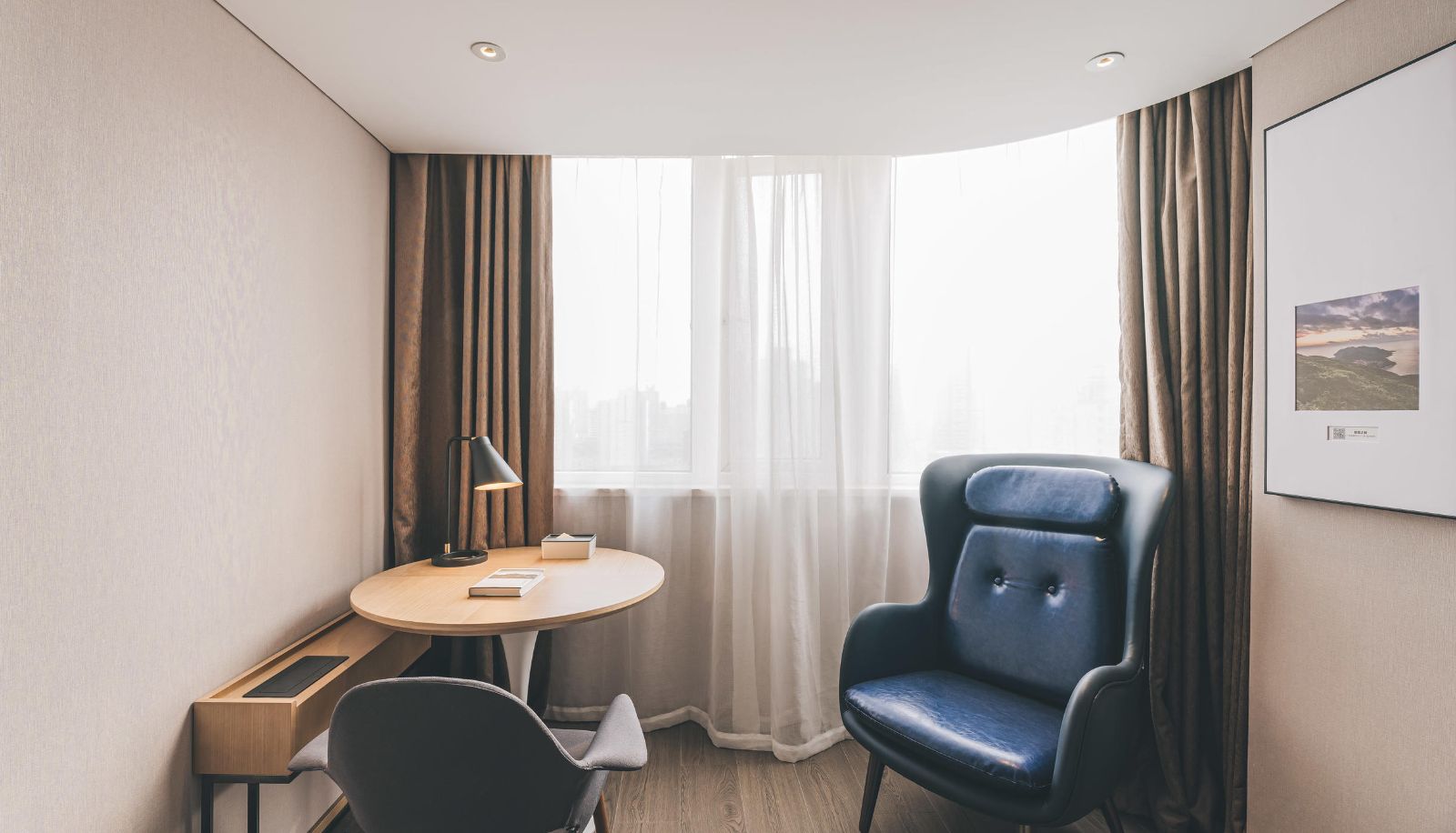 Suite - Shanghai(Domestic only) Dapuqiao  Sun Moon Light Atour S Hotel