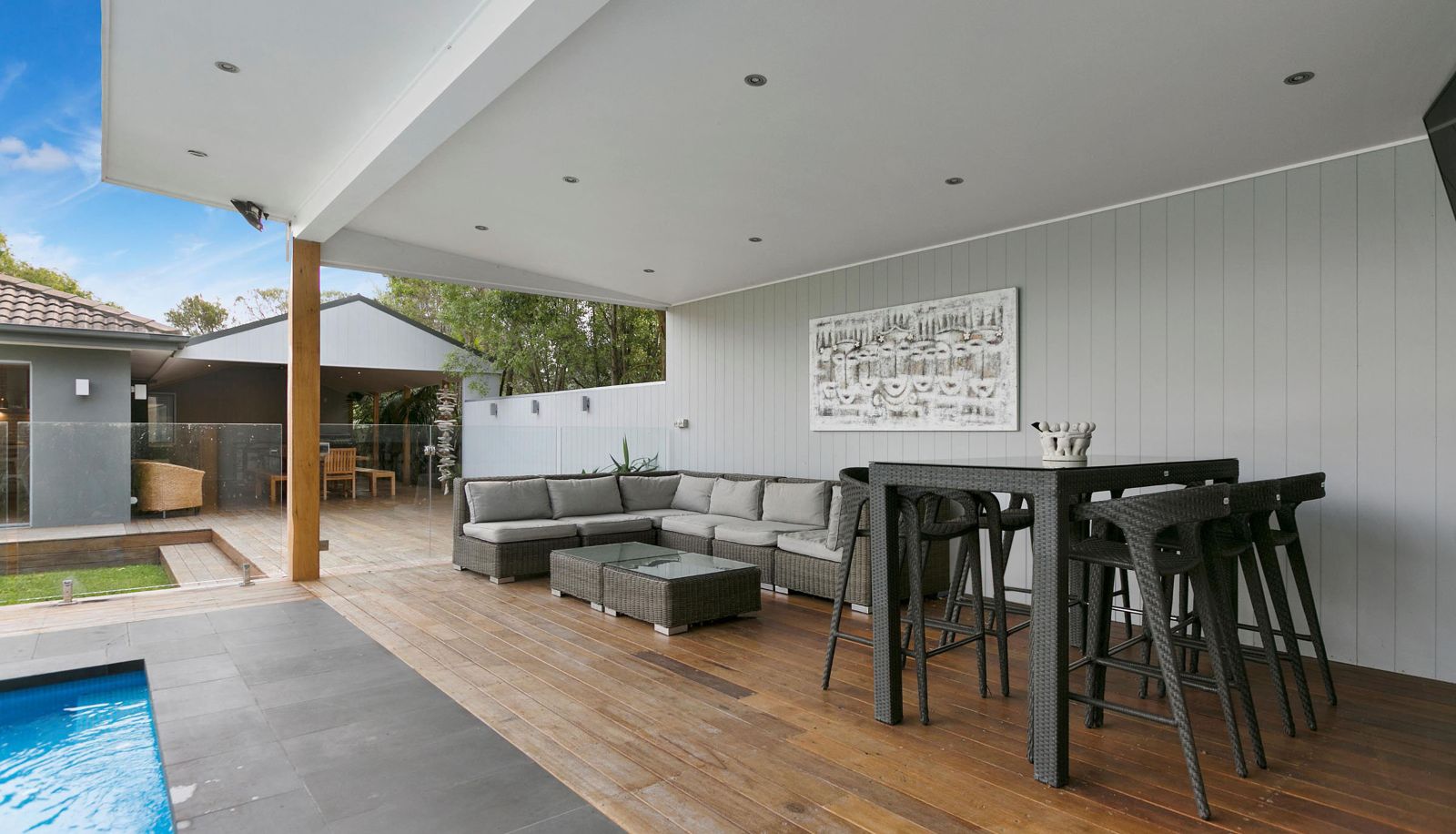 Info - Holiday Shacks - Seabreeze Retreat