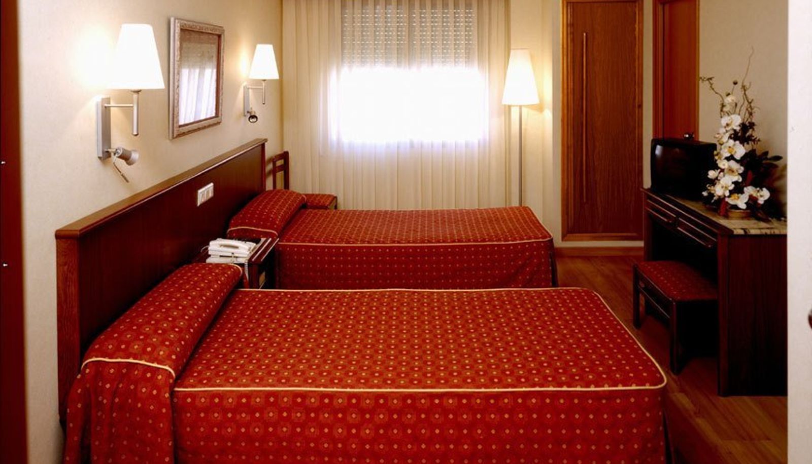 Room - Conquistador
