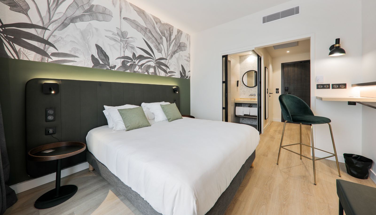 Standardzimmer (Einzel) - CAMPANILE SMART LYON EST - Eurexpo Bron Aviation