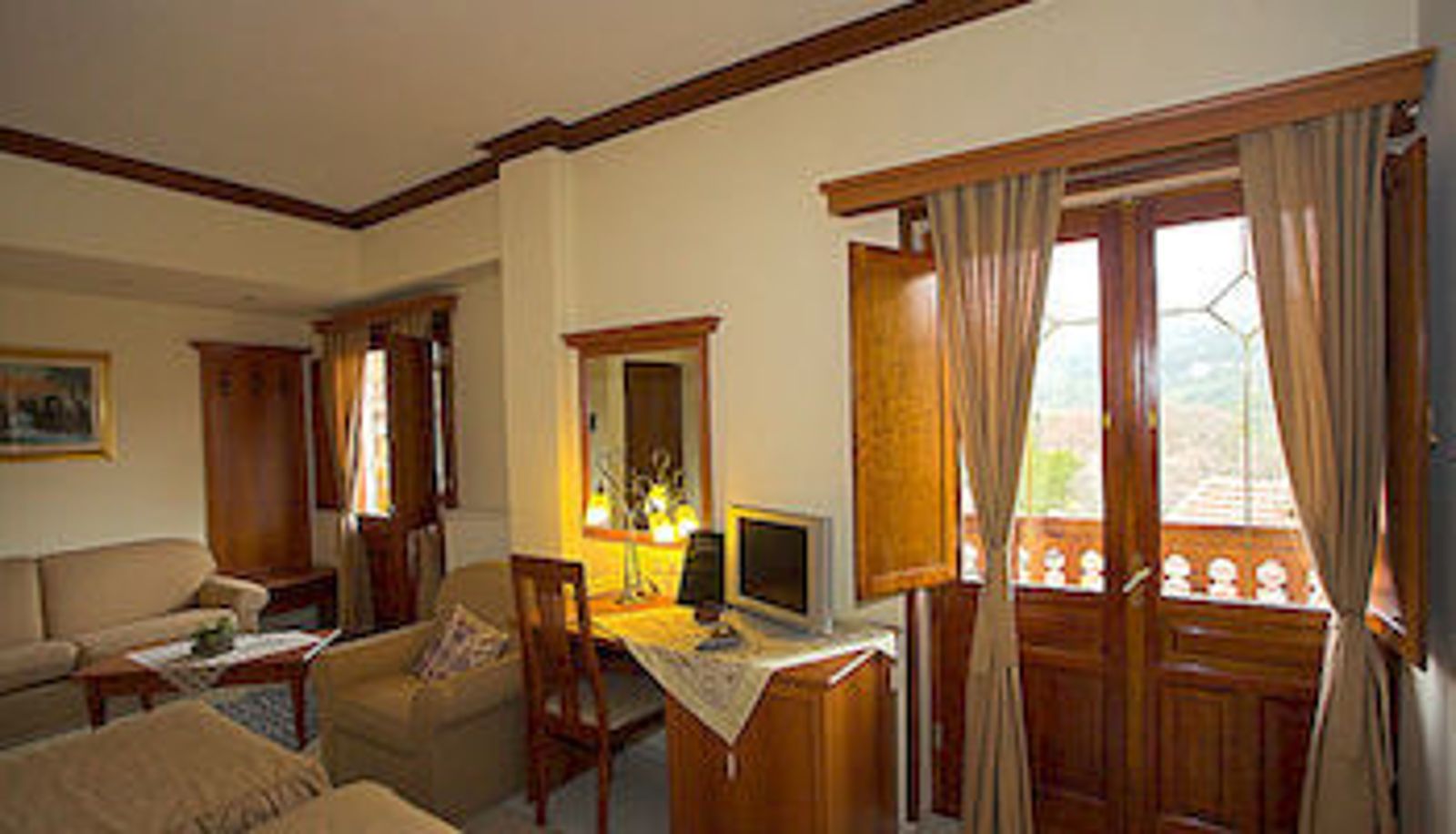 Info - Hotel Egnatia
