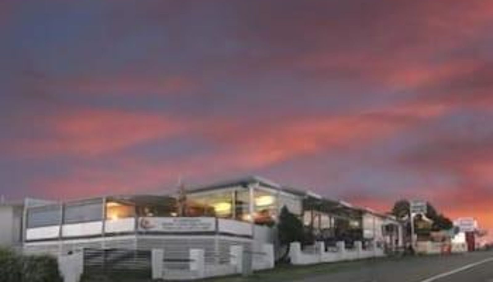 Info - Bridport Bay Inn