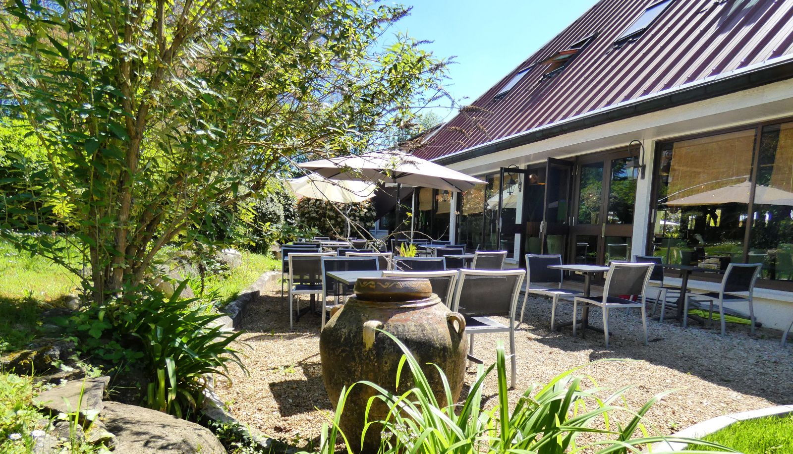 Terraza - Hotel Black & Green