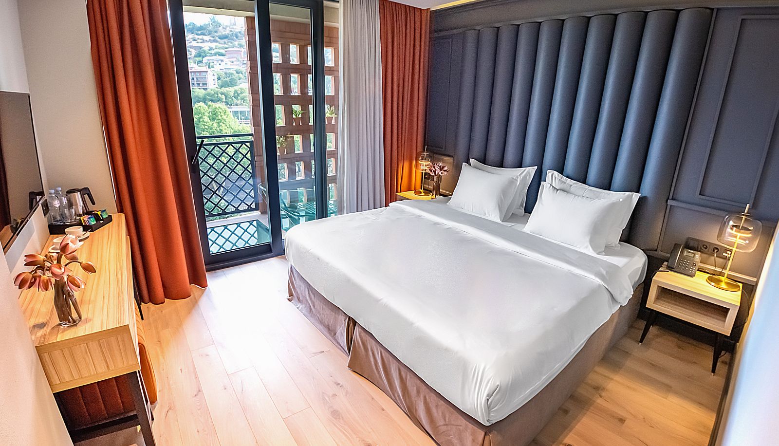 Chambre avec balcon - Sandali Metekhi Boutique Hotel