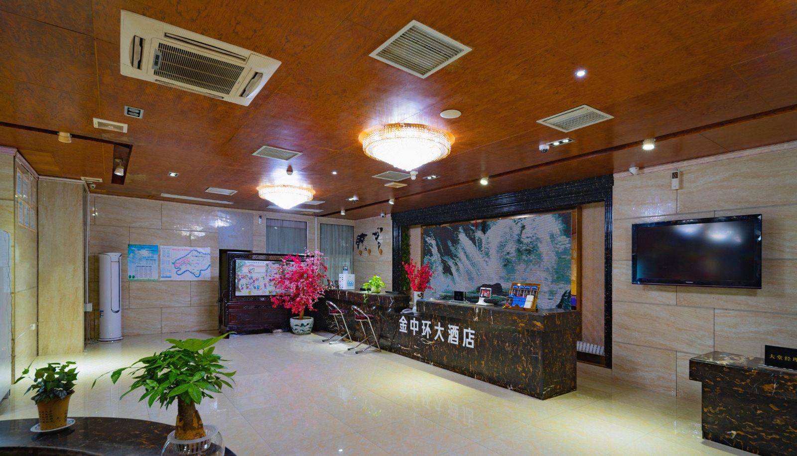 Area esterna dell'hotel - Jinzhonghuan Hotel (Langdong Bus Station)