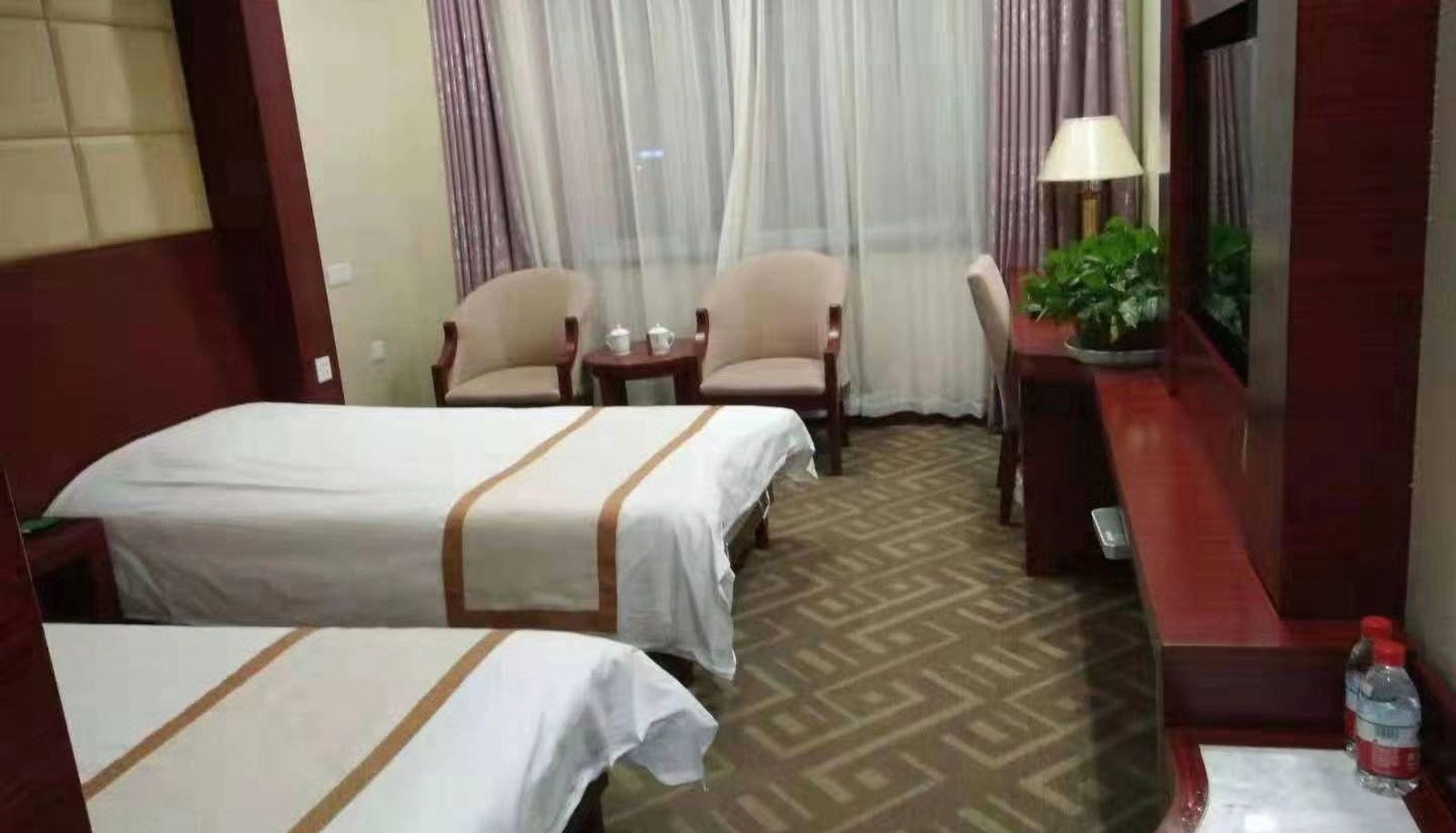 Business-kamer - Huantai Hotel (County Government Branch on Central Street)