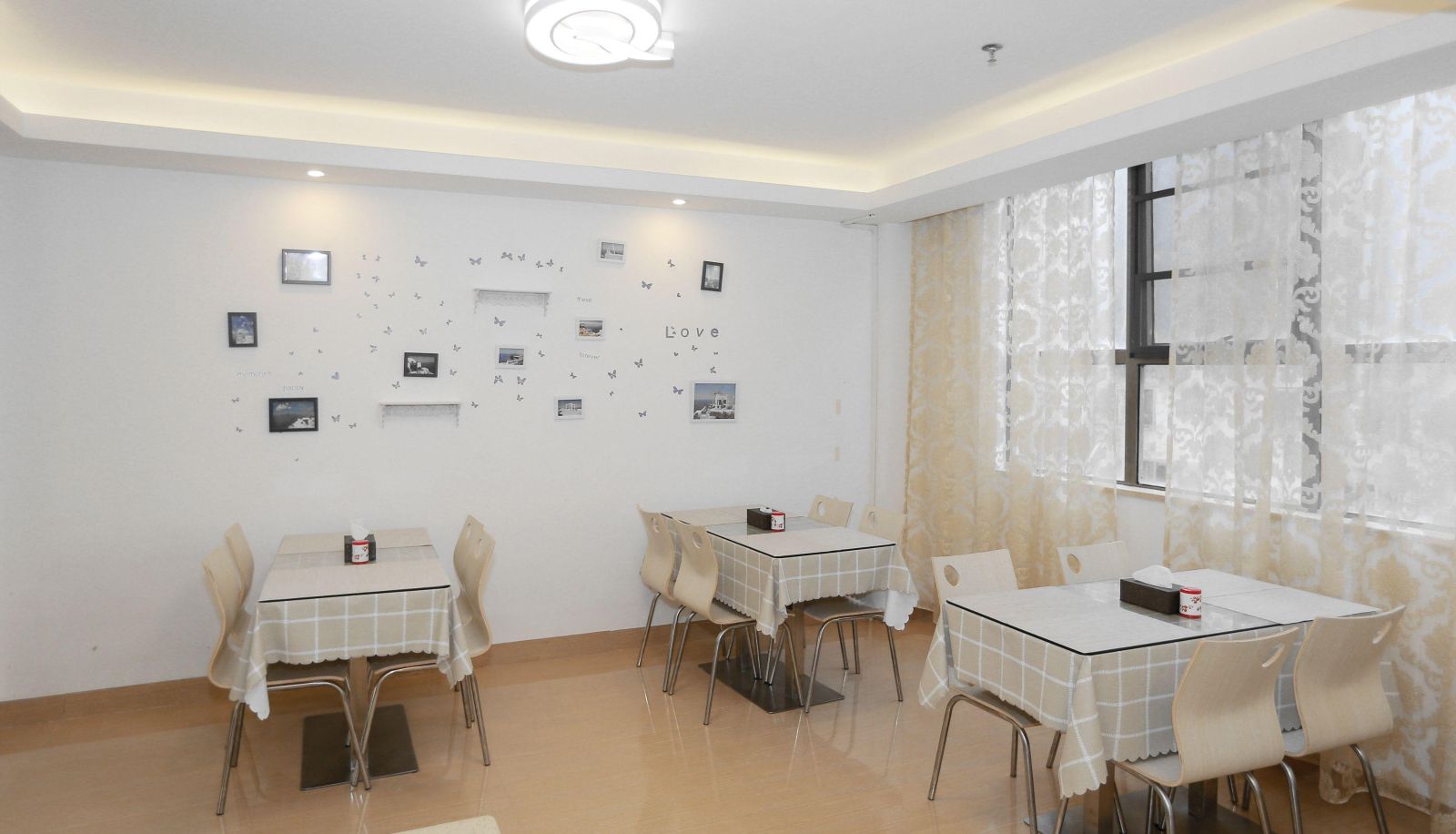 Area esterna dell'hotel - Green Alliance Hotel (Hezhou College High Speed Rail Station Store)