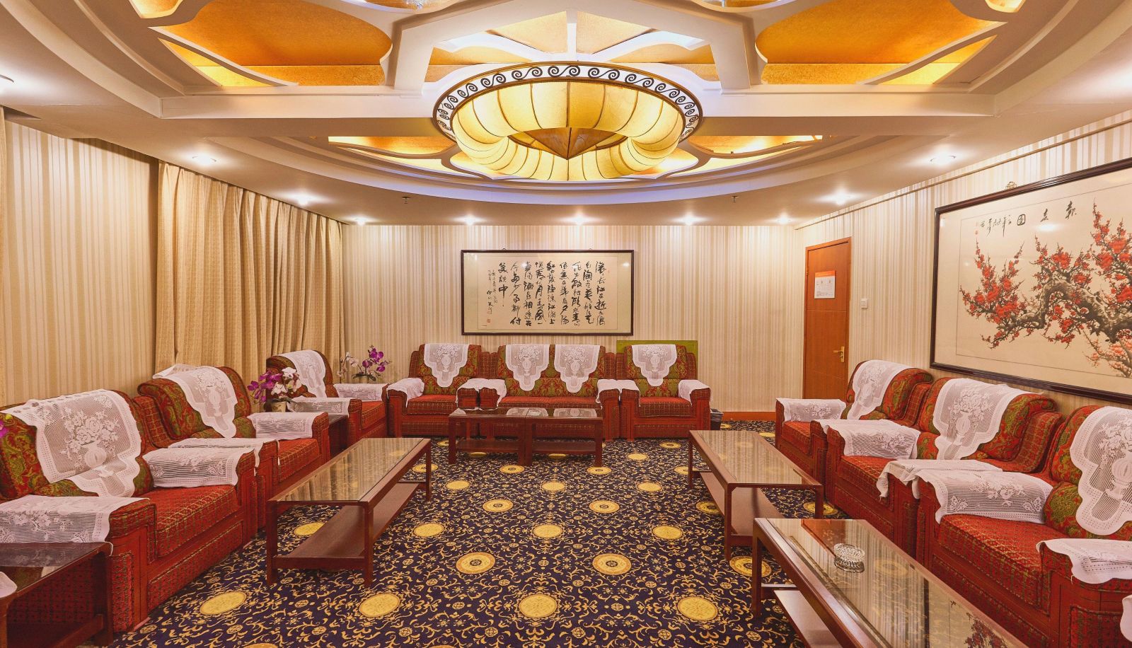 Buitenruimte van het hotel - Karamay Xuelian Hotel