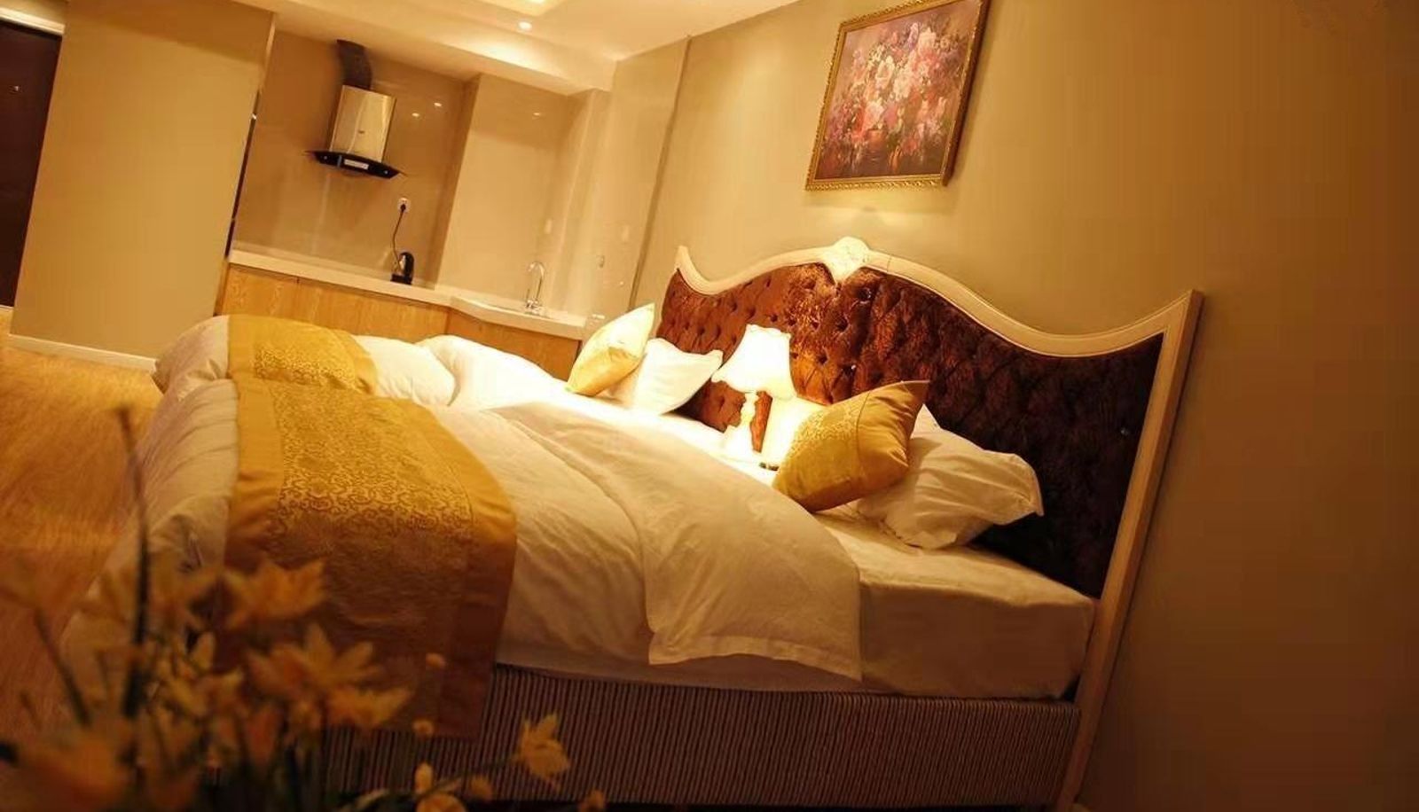 Room - Liangjiang No.1 Hotel (New Convention and Exhibition Metro Global Center Store)