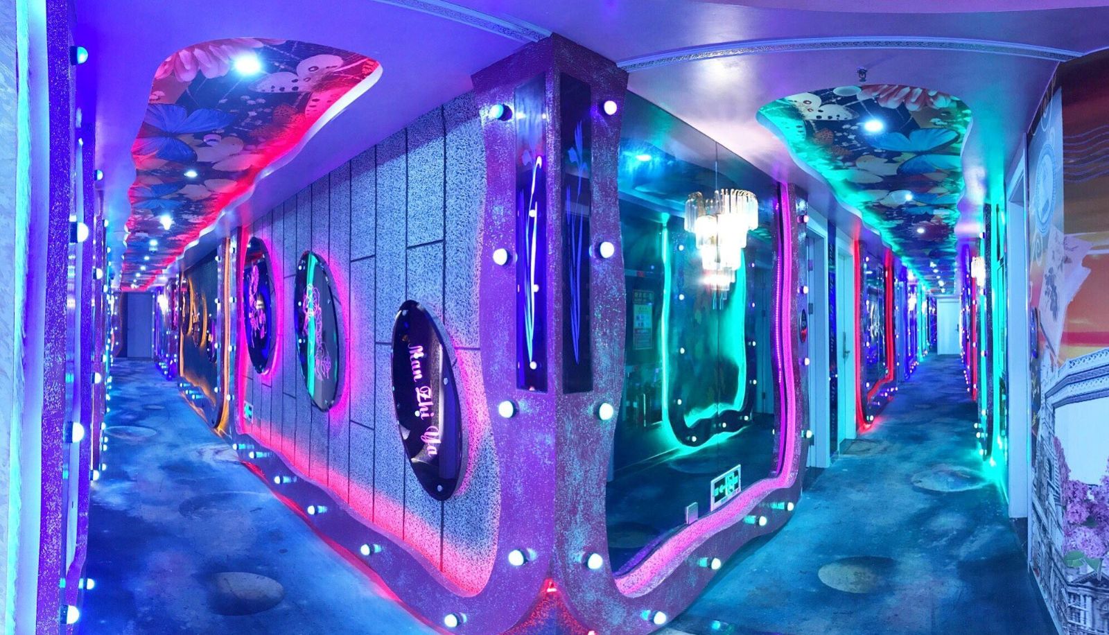 Zona exterior del hotel - Manzhiya Theme Hotel (Jiangsu Road Subway Station Store)