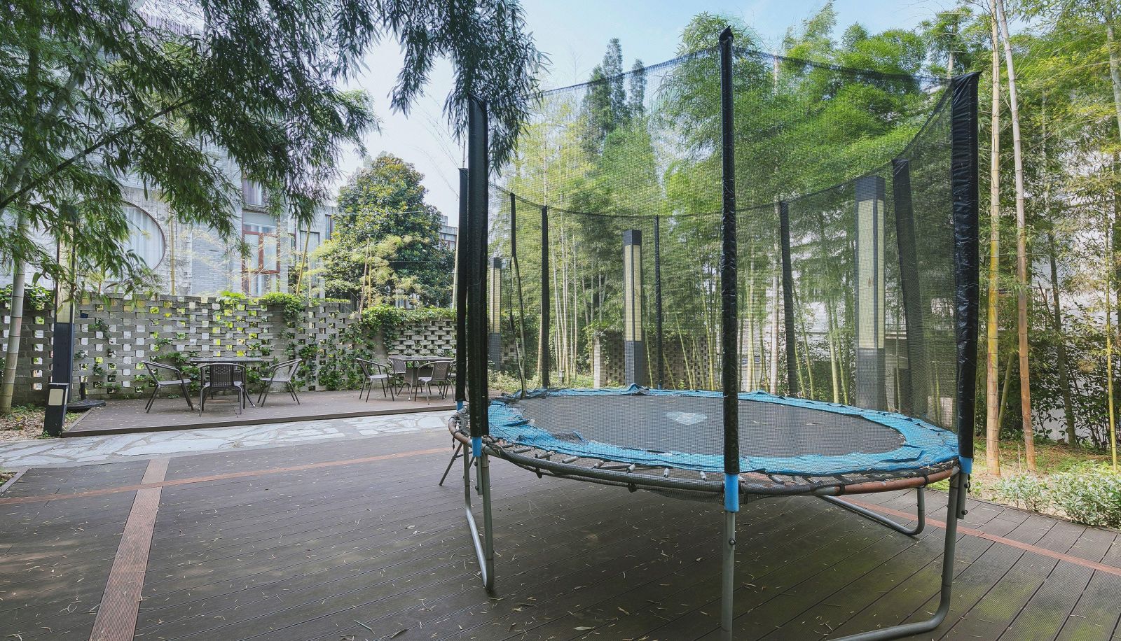 Hotel outdoor area - Zhujiuju · Private Soup Hot Spring Garden Meisu
