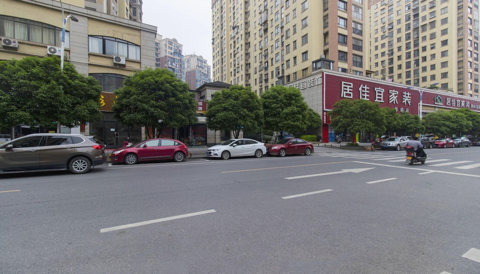 Info - Zhuzhou)  Hongqi Square E family chain - Poman Art Hotel (Rose City Store