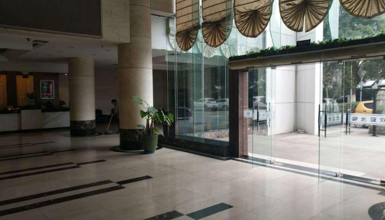 Extérieur de l'hôtel - Dantu Yirui Conference Center (Dantu District Government Store)