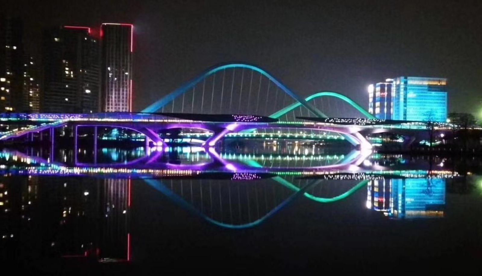 Info - Jinzhou Metro Station) Guangzhou Ocean Star Apartment (Wanda Store
