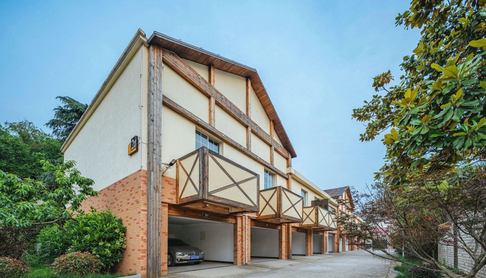 Info - Jinling Fudi Hot Spring Resort Hotel