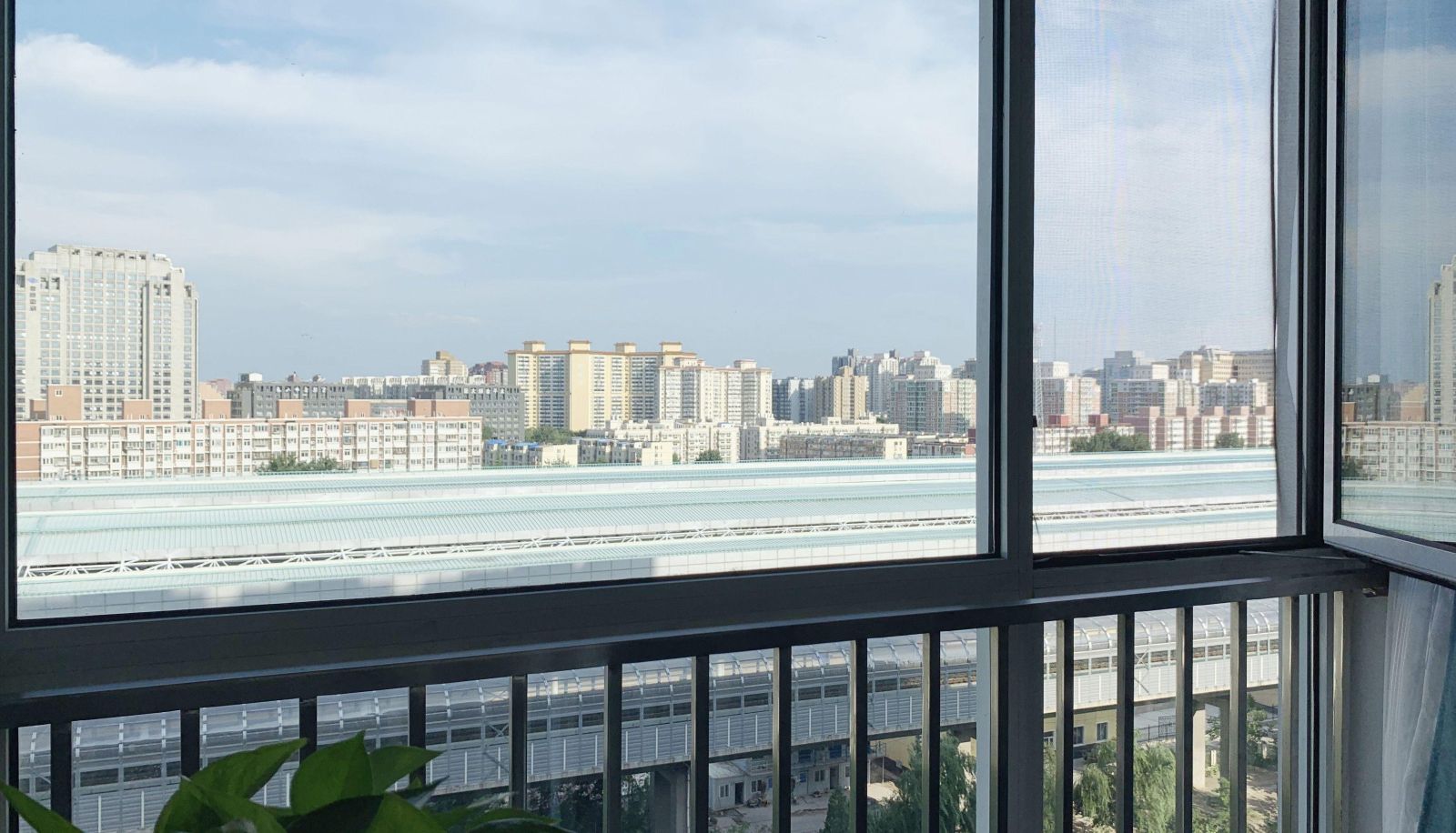 Info - Beijing Holiday Harbor Service Hotel (Xizhimen Subway Station Store)