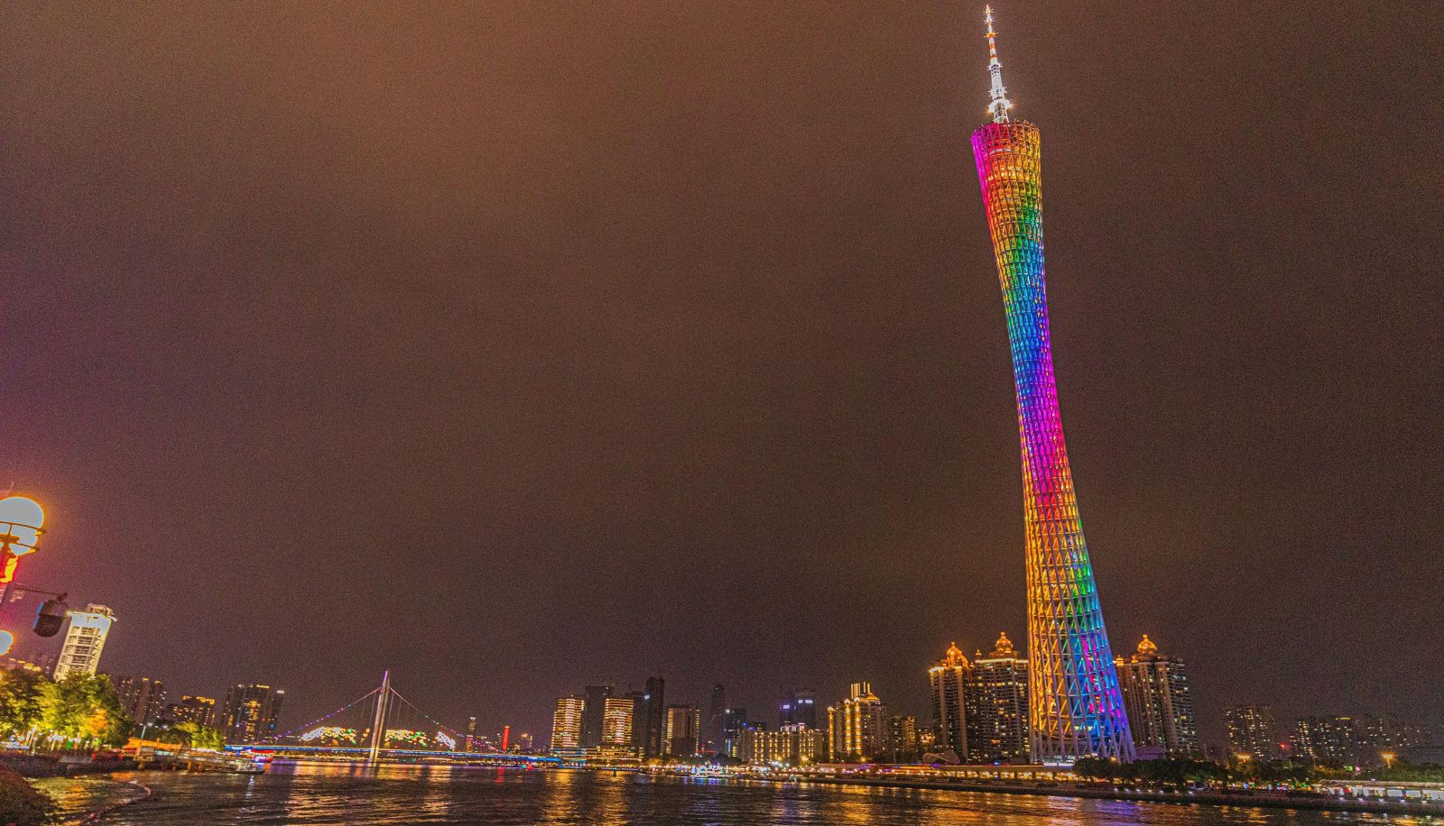 Info - Guangzhou)  the Pearl River New Town Orange Tree International Apartment (Liede Metro Station