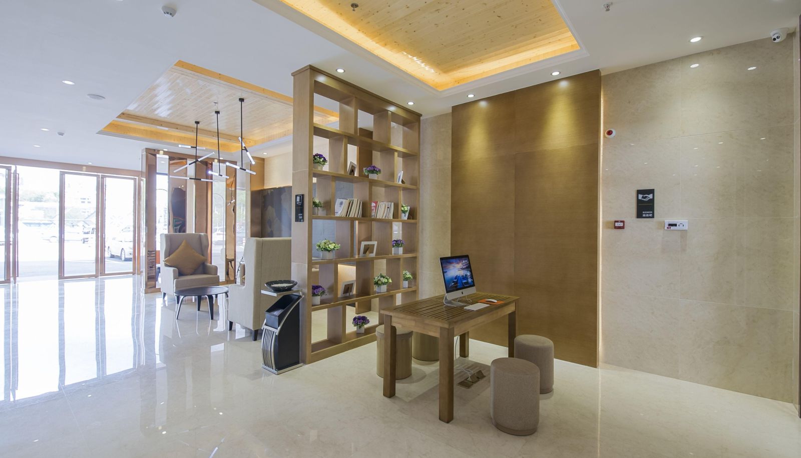 Zona exterior del hotel - Est Hotel (Nanning East Railway Station Langdong Passenger Subway Station Store)