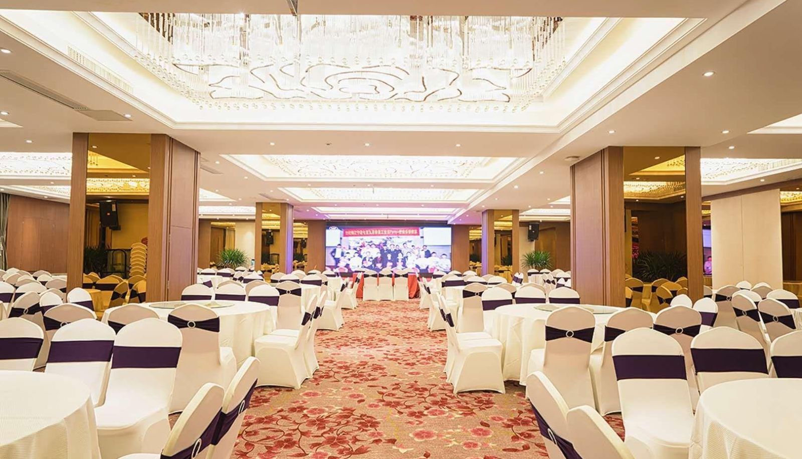 Buitenruimte van het hotel - Century Edge International Hotel (Golden Foil Road Branch  Wanda Plaza  Jiangning)