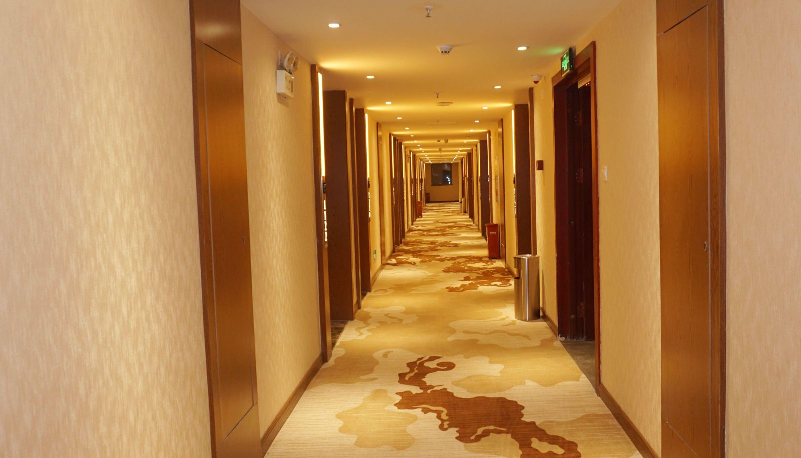 Zona exterior del hotel - Xinyang)  Xixian  Yiqiao Zhe · Fei Hotel (Longhu Branch