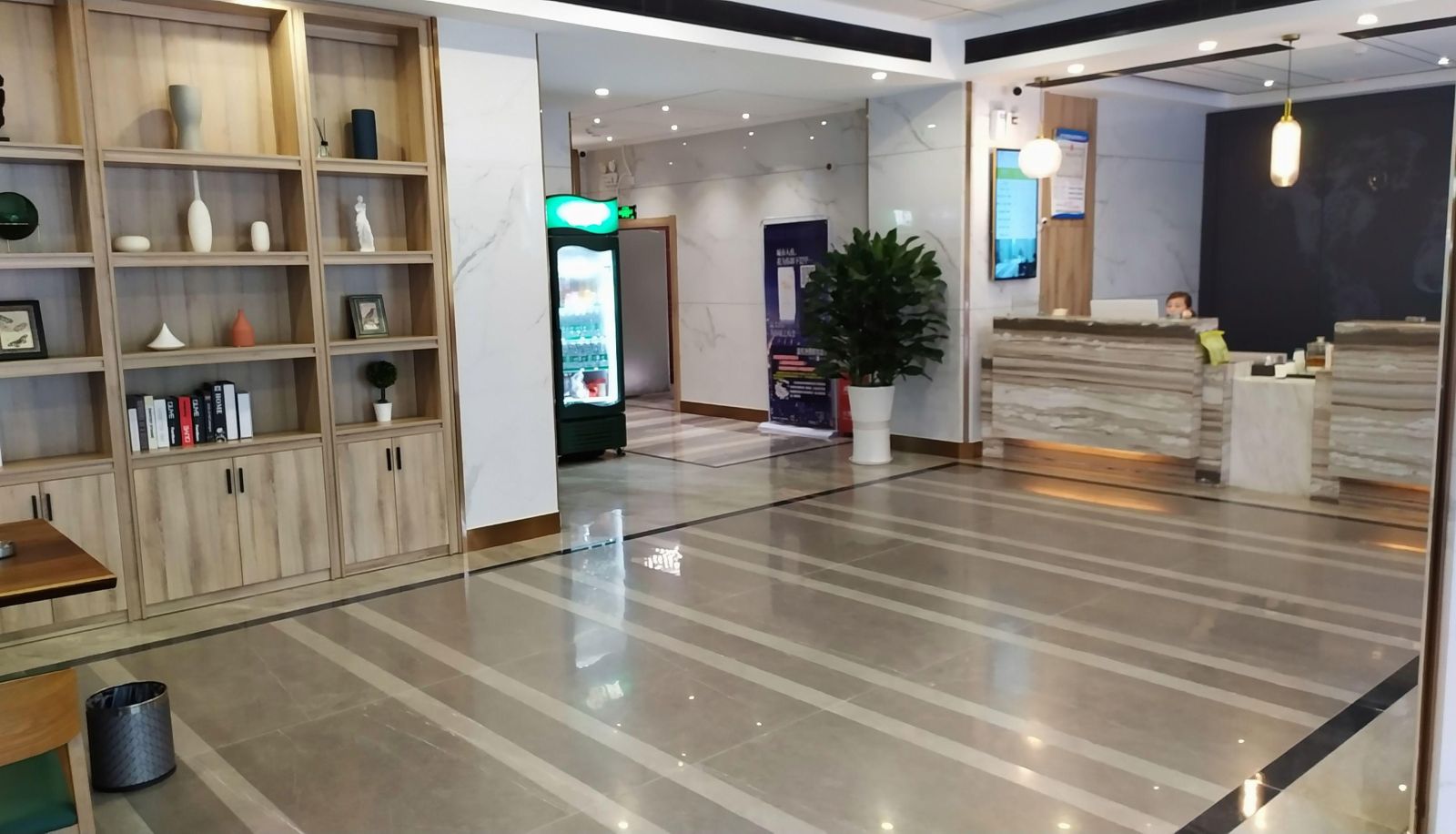 Información - Hengfeng Mingzhu Hotel (inventor square store)