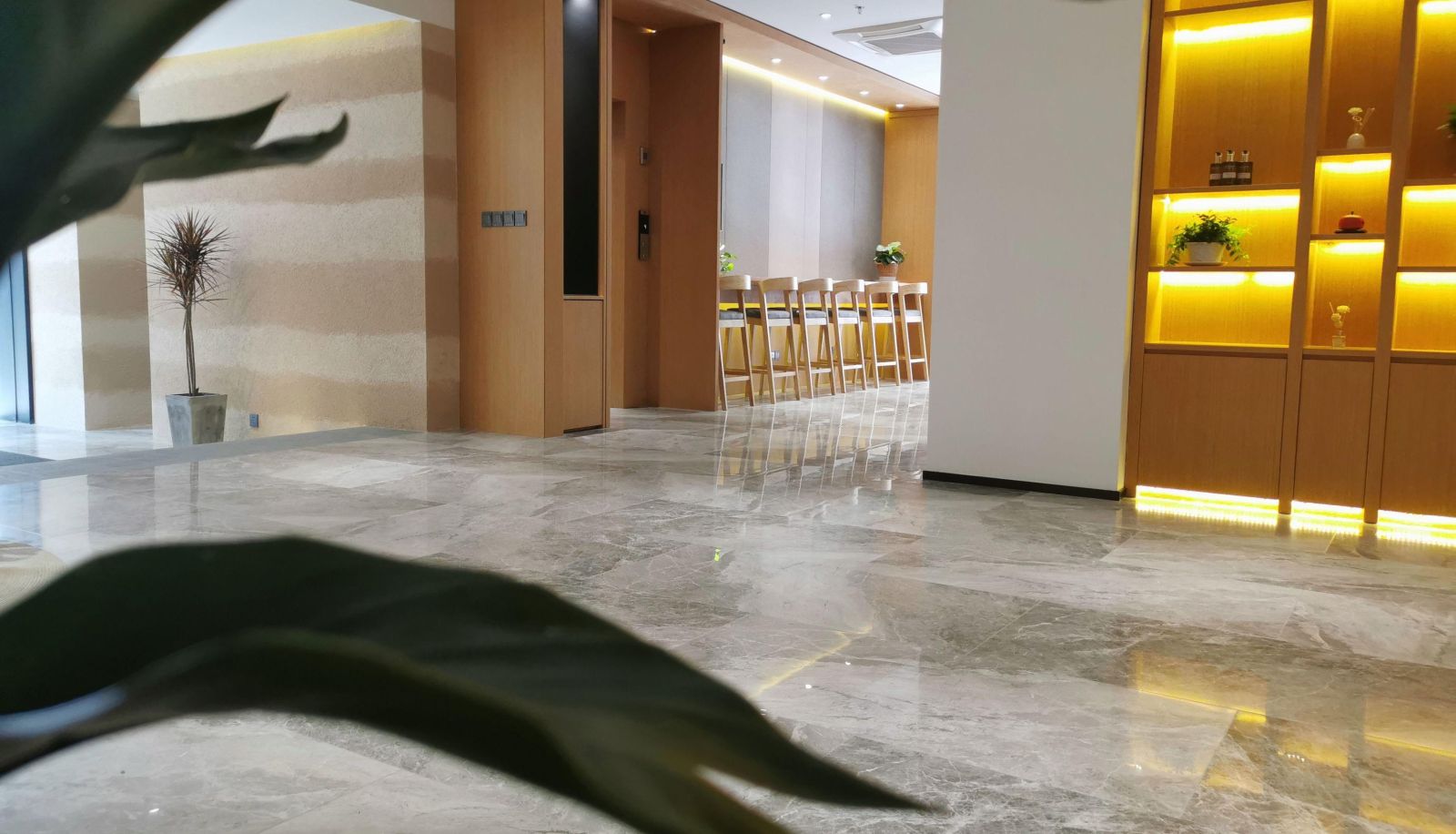 Area esterna dell'hotel - Ruiju · Jiansu Hotel (Zhonggulou Huimin Street Branch)