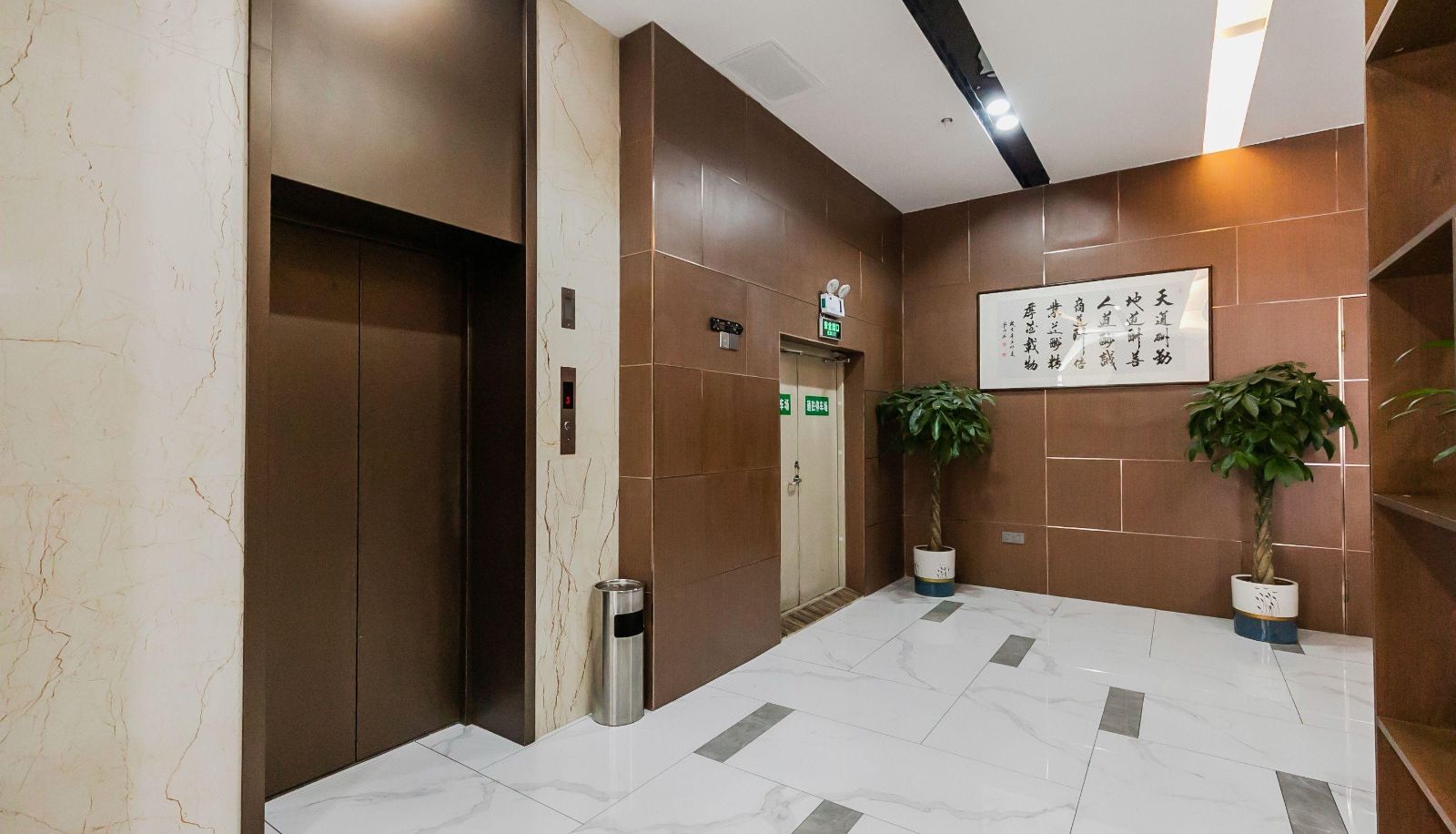 Hotel outdoor area - White Magnolia (business) Hotel Yingbin Street Branch of Fuxin long distance passenger station