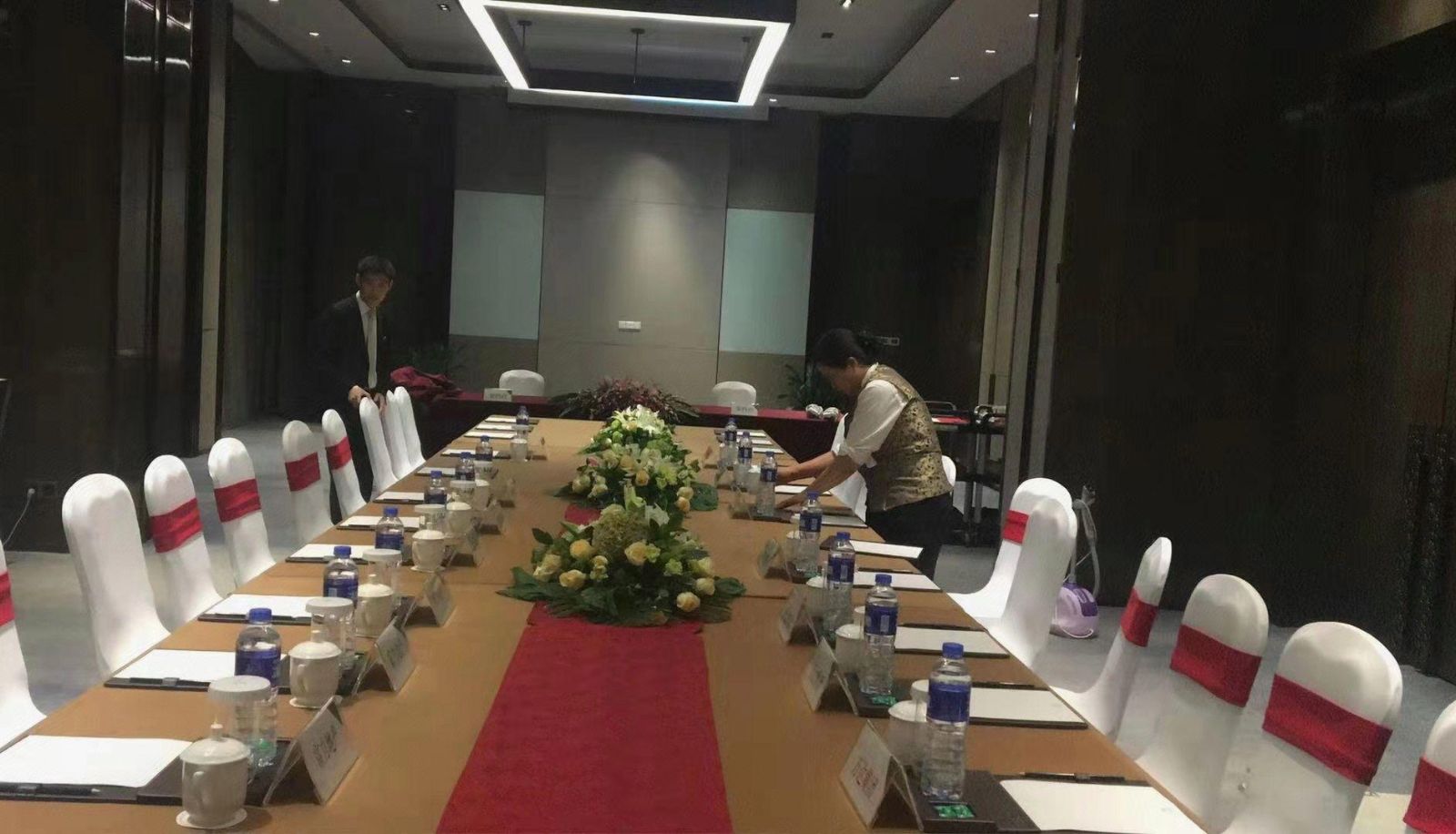 Buitenruimte van het hotel - Maoming Bali Hotel