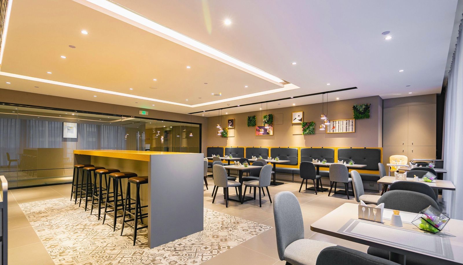 Area esterna dell'hotel - Home Inn (Economic Port Branch of Chengdu Longquan International Automobile City Headquarters)