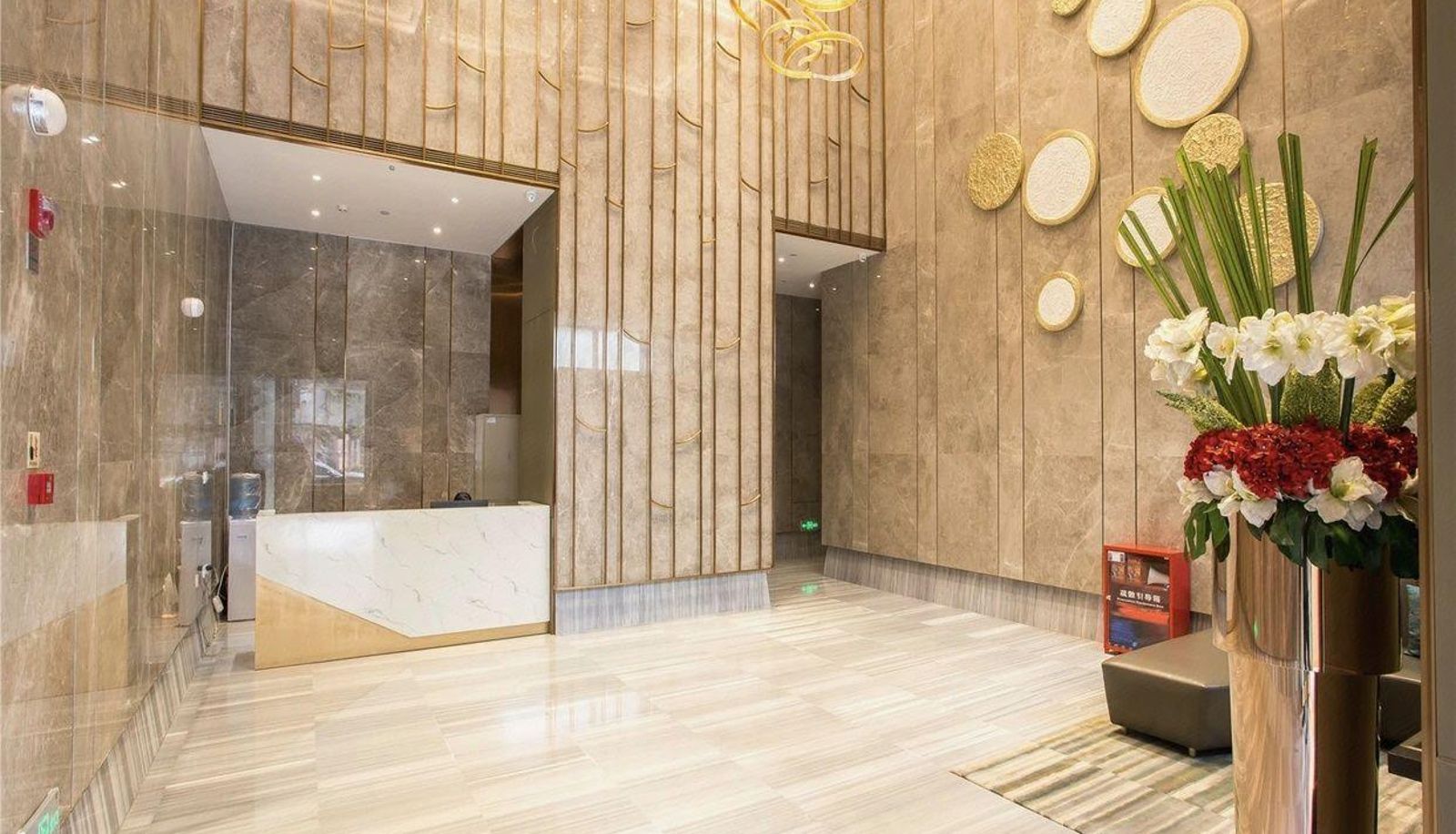 Zewnętrzna część hotelu - WELIVE HOMESTAY