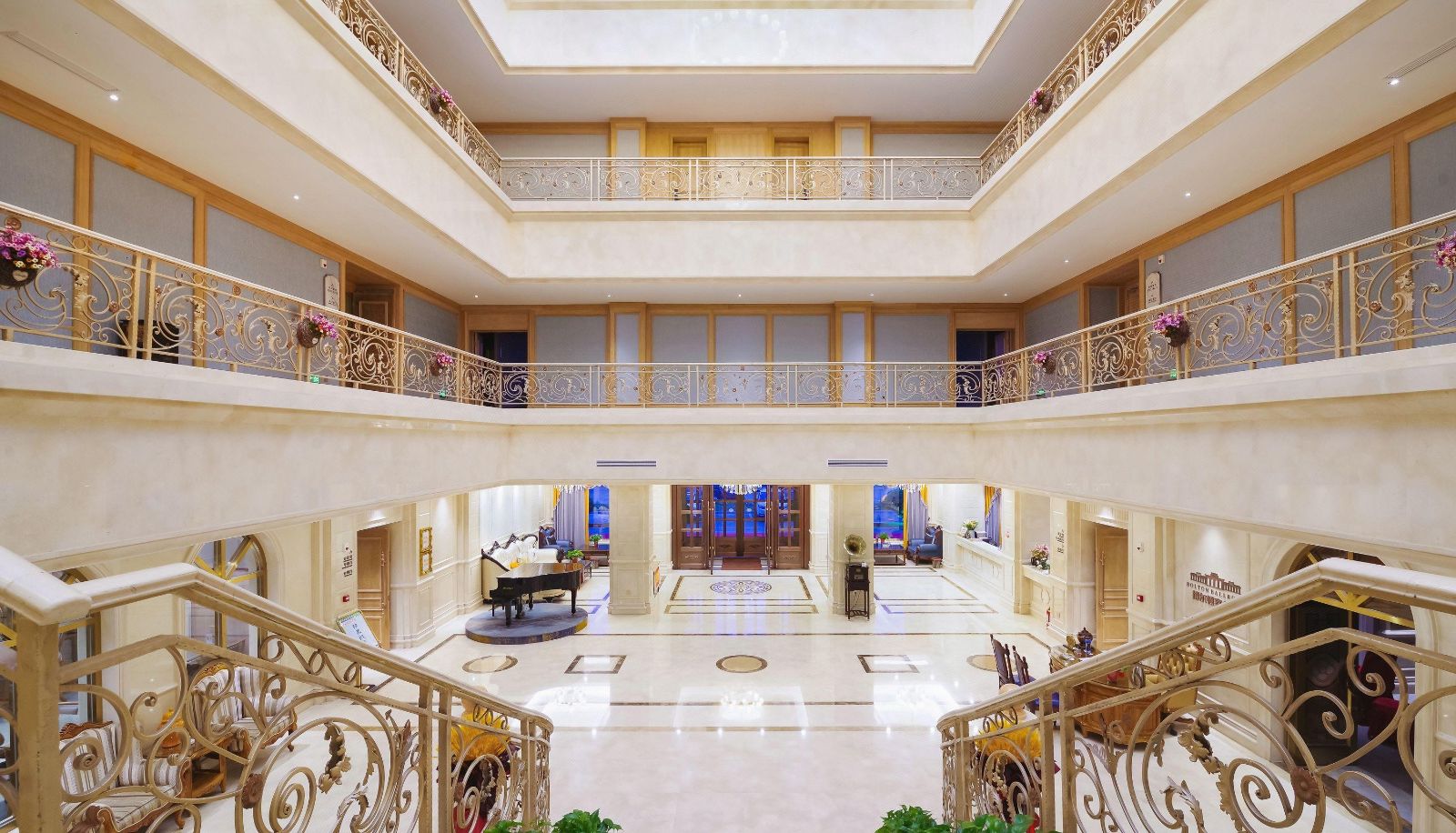 Buitenruimte van het hotel - Bolton Holiday Hotel (Pingding Shandong Ring Road Branch)