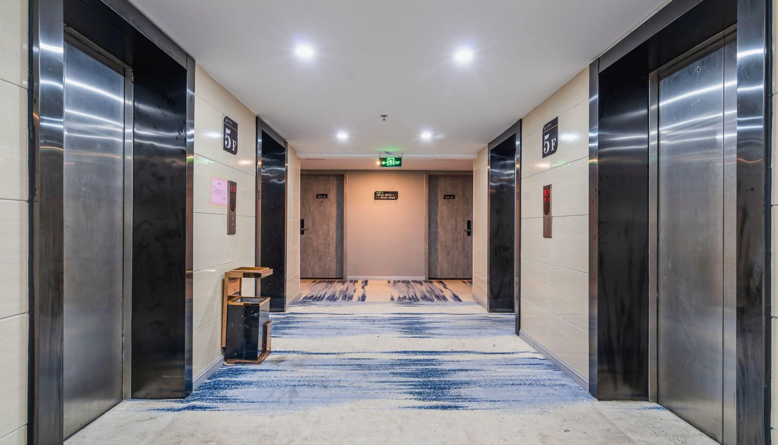 Zewnętrzna część hotelu - Honghai Poxin Jingsu (Anqiu Taihuacheng Store)
