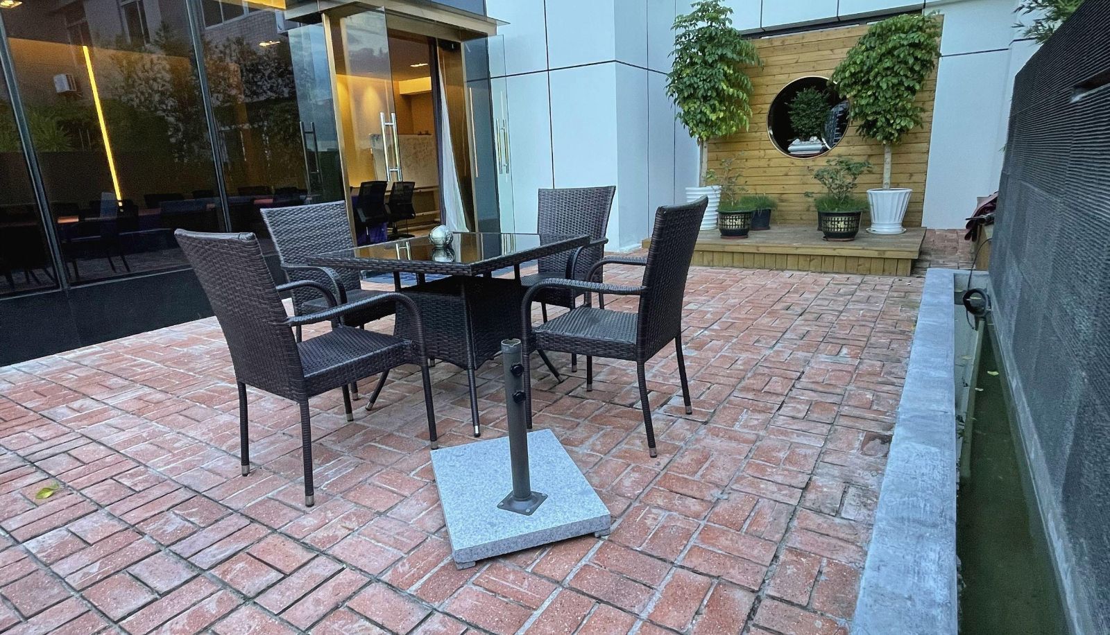 Area esterna dell'hotel - Li Feng Hotel (Dongguan Nancheng International Trade Pedestrian Street Store)