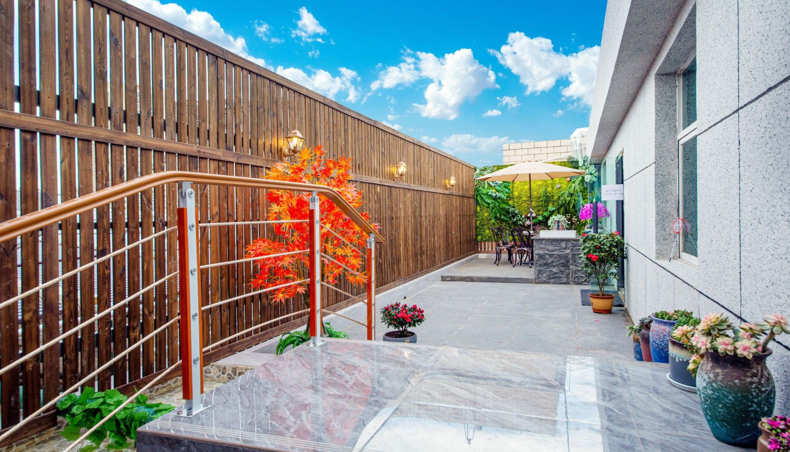 Hotel outdoor area - Kunming Smart Holiday Inn (International Convention and Exhibition Center Store)