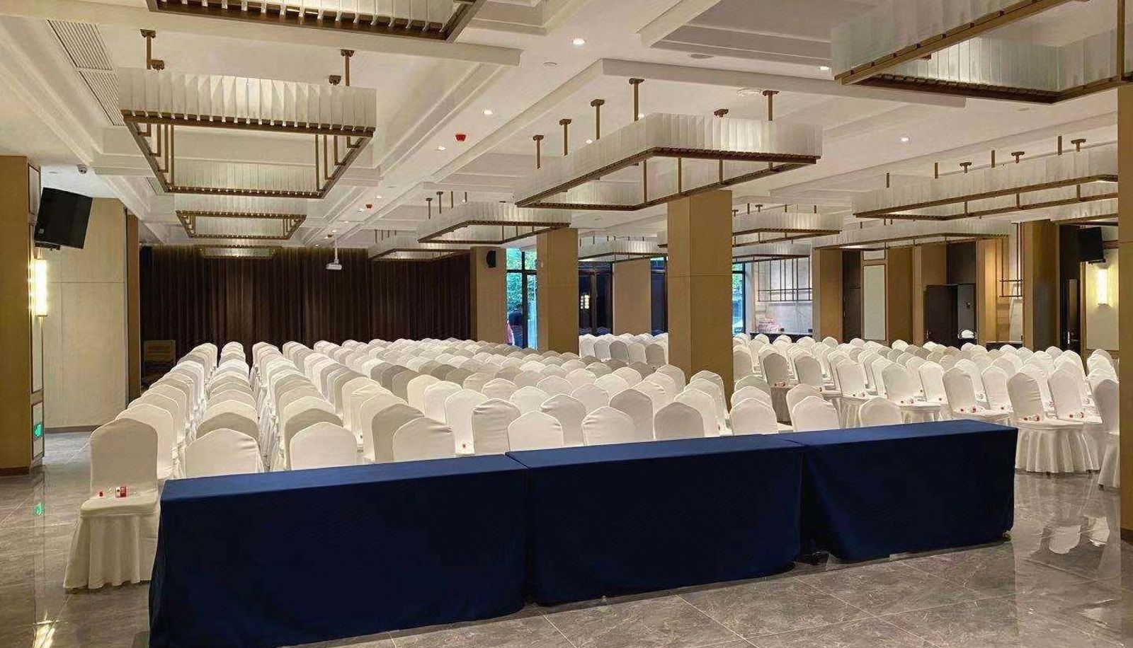 Zewnętrzna część hotelu - Jinjiang capital  Nantong University Langshan Scenic Spot Hotel