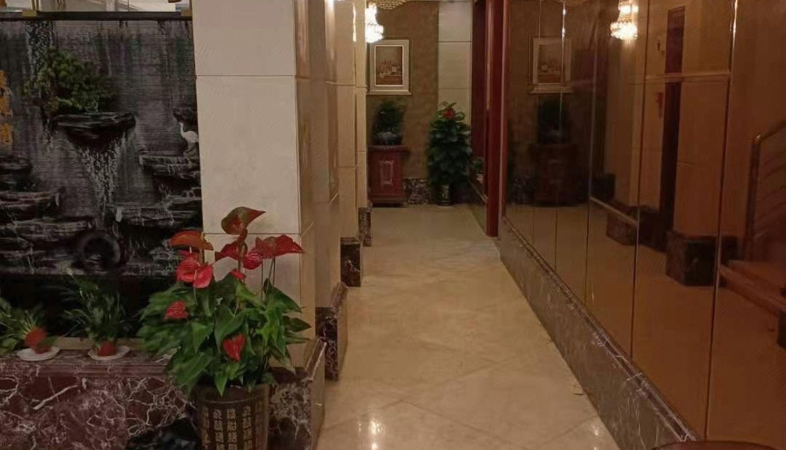 Zewnętrzna część hotelu - Manyue City Hotel (Shenjiamen Banshengdong Wharf Store)