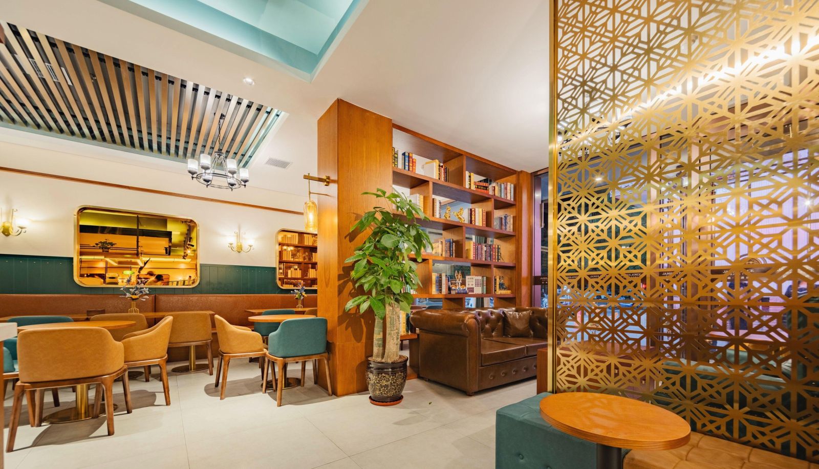 Zewnętrzna część hotelu - Gulou Pedestrian Street) Zhe · Fei Hotel (Yuhuangge Store