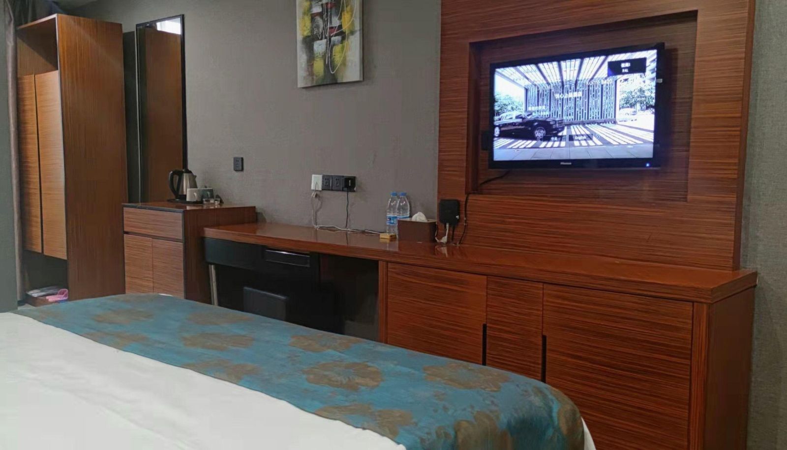 Info - Zero Pressure · Yuexin Shangpin Hotel (Hefei Sanli Street Subway Station Store)