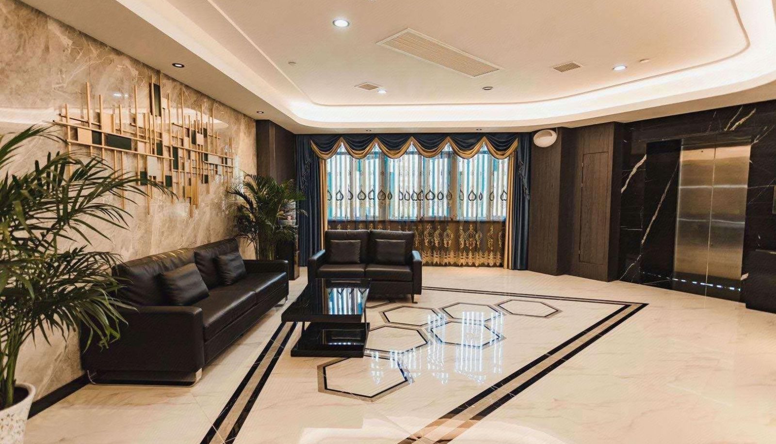 Zewnętrzna część hotelu - Ankang Junlu · Lai Fine Hotel