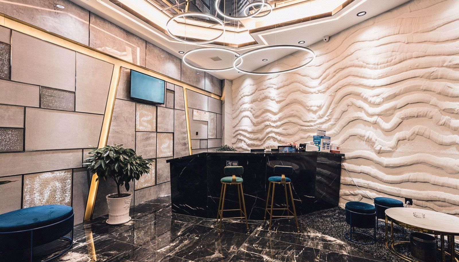 Zewnętrzna część hotelu - Ankang Junlu · Lai Fine Hotel