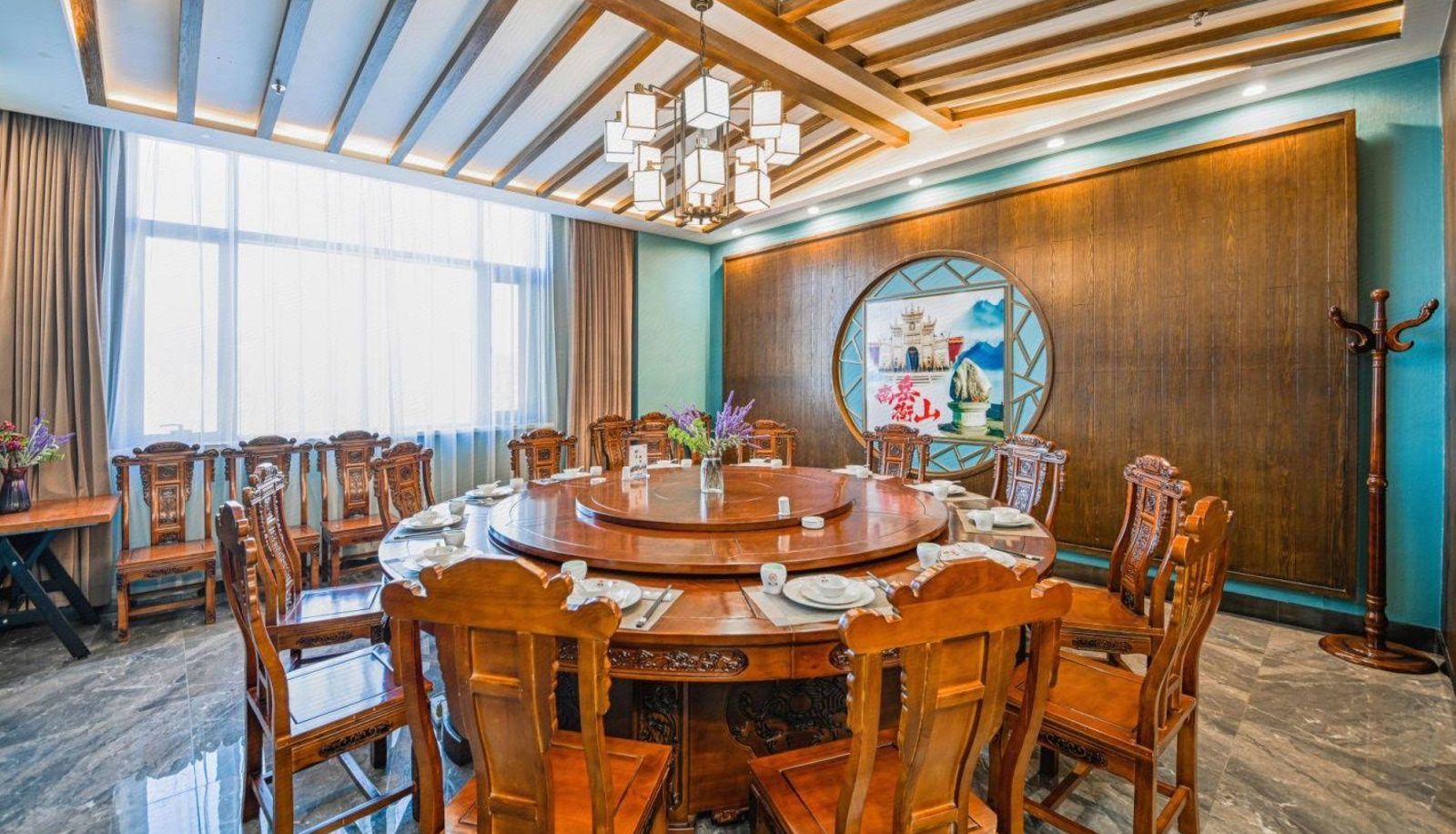 Hotel outdoor area - Vienna Hotel (Urumqi airport Wuchang Road store)