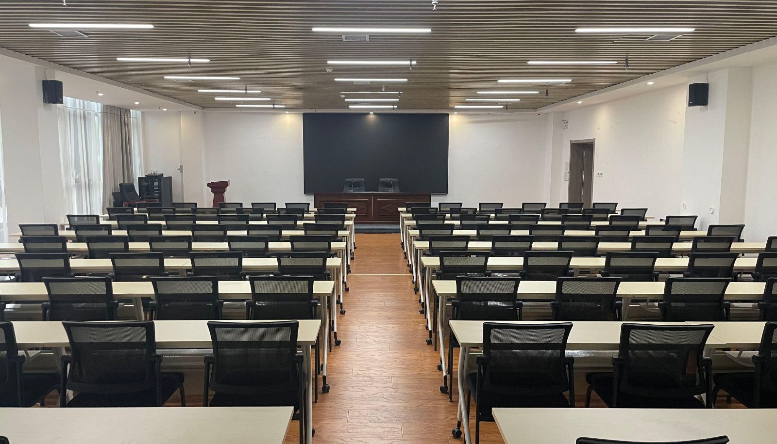 Zona exterior del hotel - Military and civilian talent training center room
