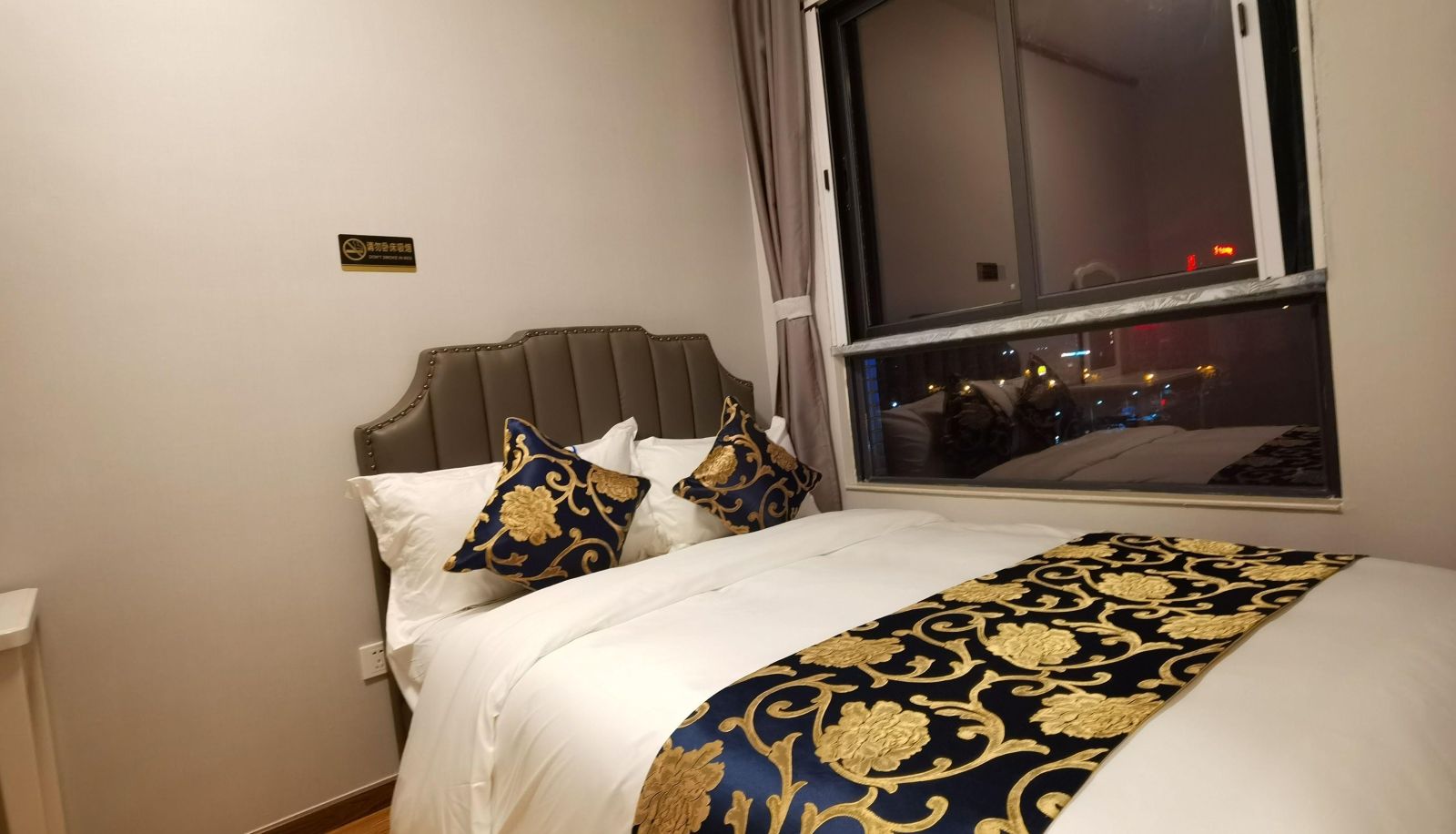 Zimmer - Lester Theme Apartment (Zhongcun Branch of Hanxi Changlong Metro Station)