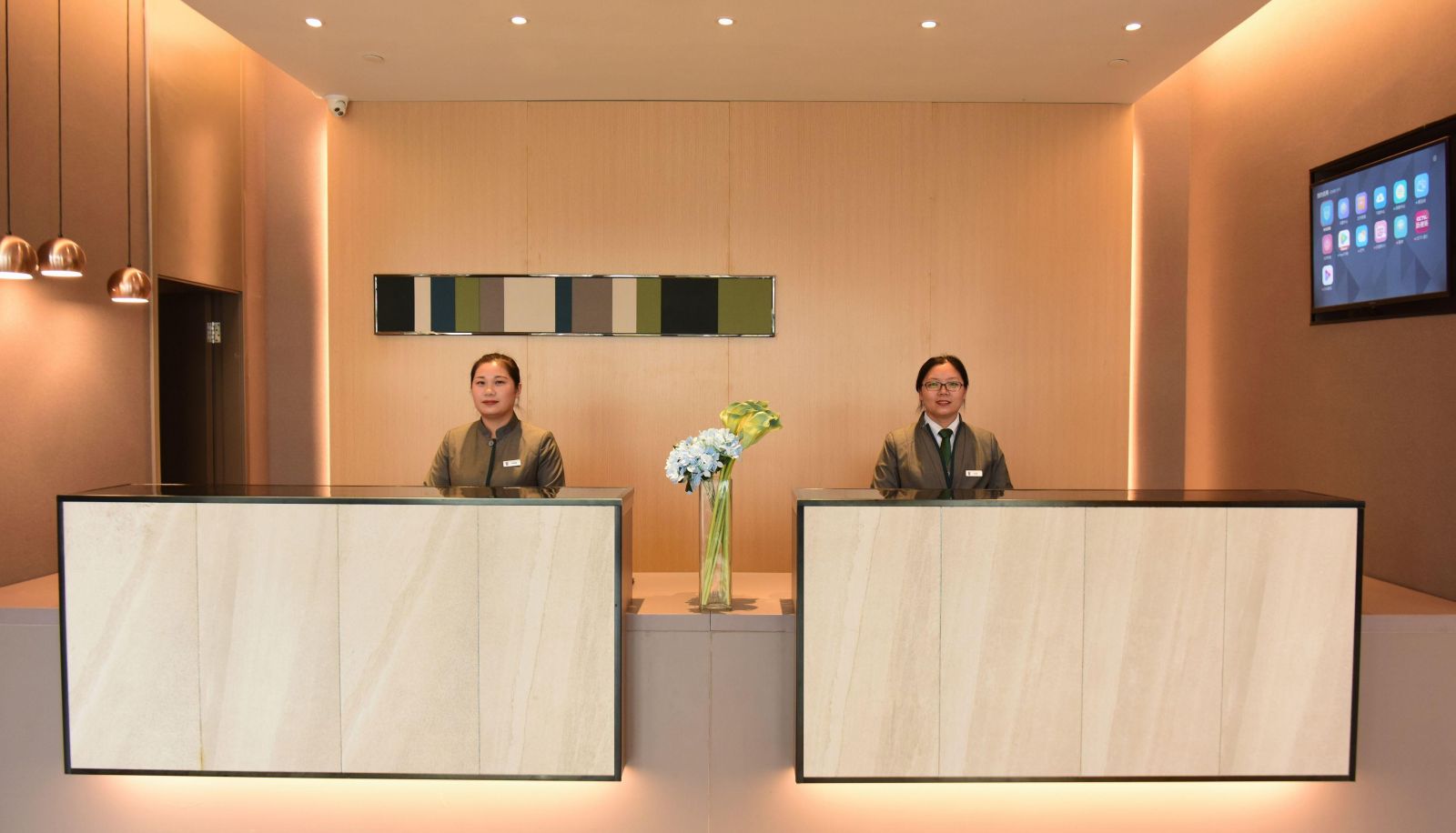 Hotel Außenbreich - Siyang)  Prosperity Middle Road Home Inn (RT-Mart