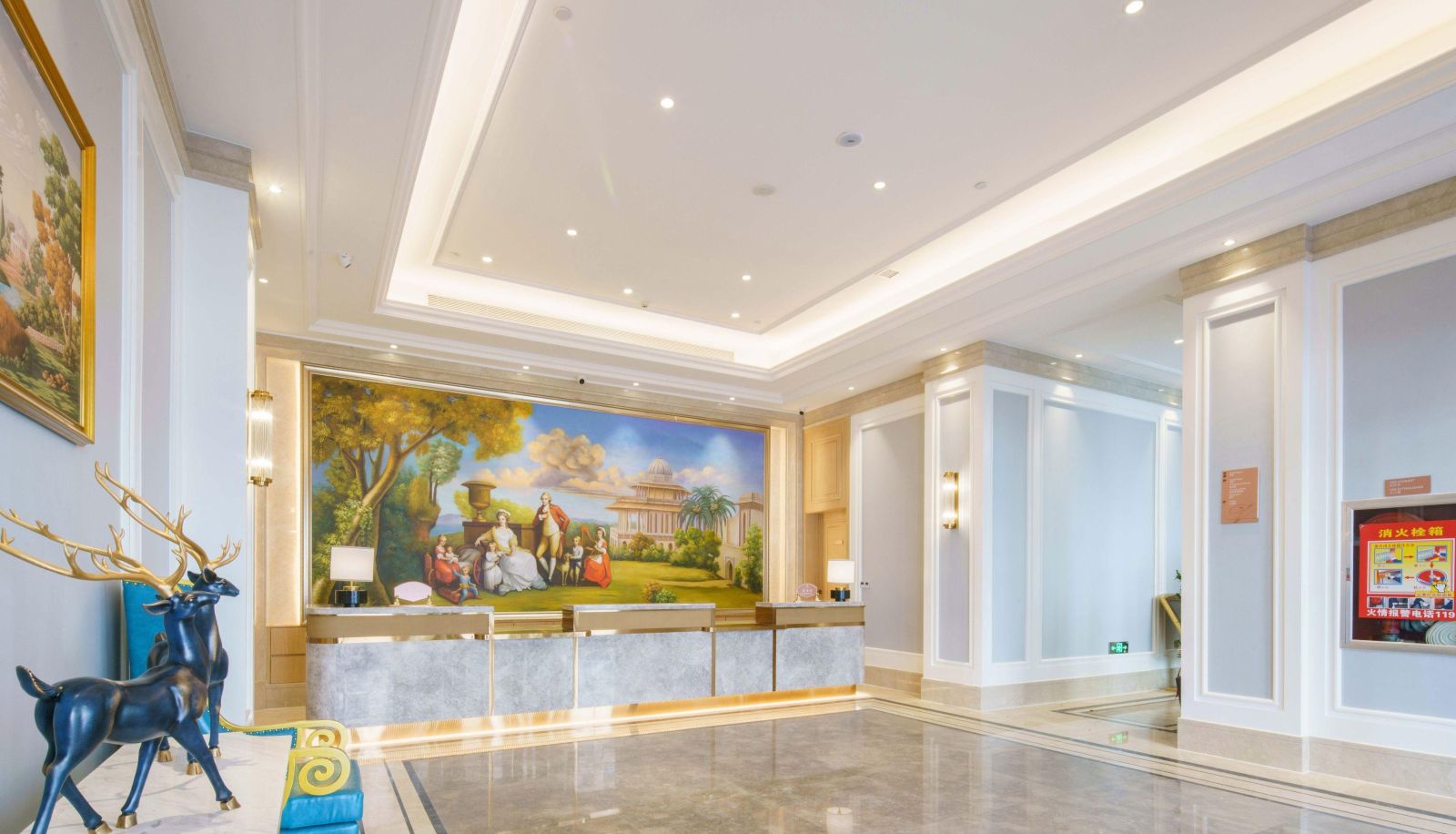 Zewnętrzna część hotelu - Vienna Hotel (Taishan Street Branch of Urumqi high speed railway station)