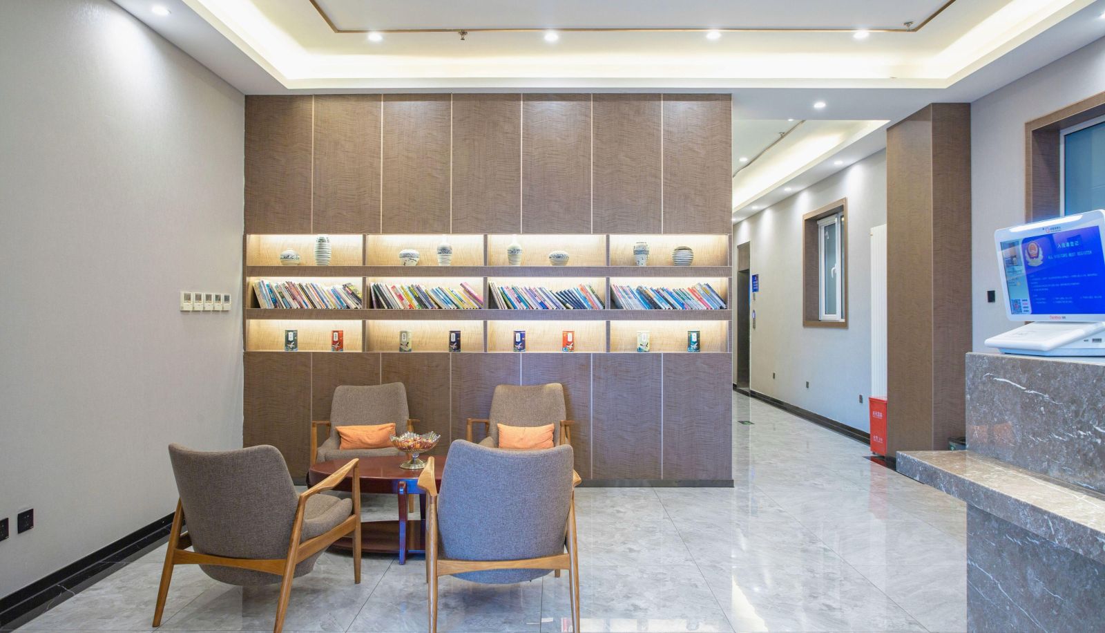 Hotel outdoor area - Feifanchengpin · Beijing Capital Airport Nanfaxin subway station store
