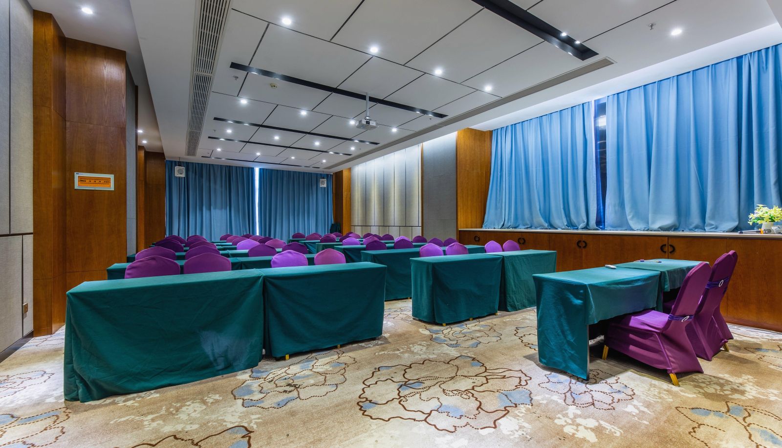 Buitenruimte van het hotel - Xingcheng Hotel (Nanchang Gaoxin Minyuan Road West Metro Station Store)