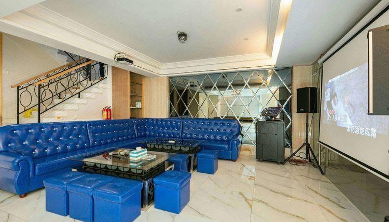 Hotel outdoor area - Hot Spring Resort Villa (Huizhou Yajule Bailu Lake Store)
